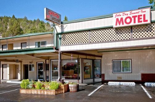 Sunset Inn - John Day Exterior photo