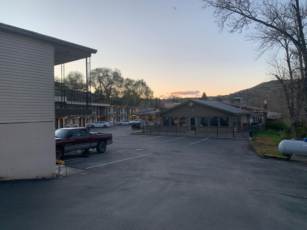 Sunset Inn - John Day Exterior photo